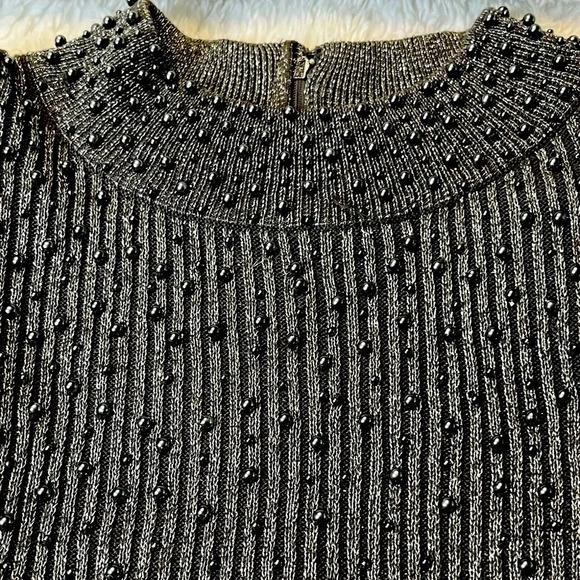 Maggie Barnes Women Gray Silver beads rib knit sweater. Gray/silver size 1X used - Picture 6 of 16
